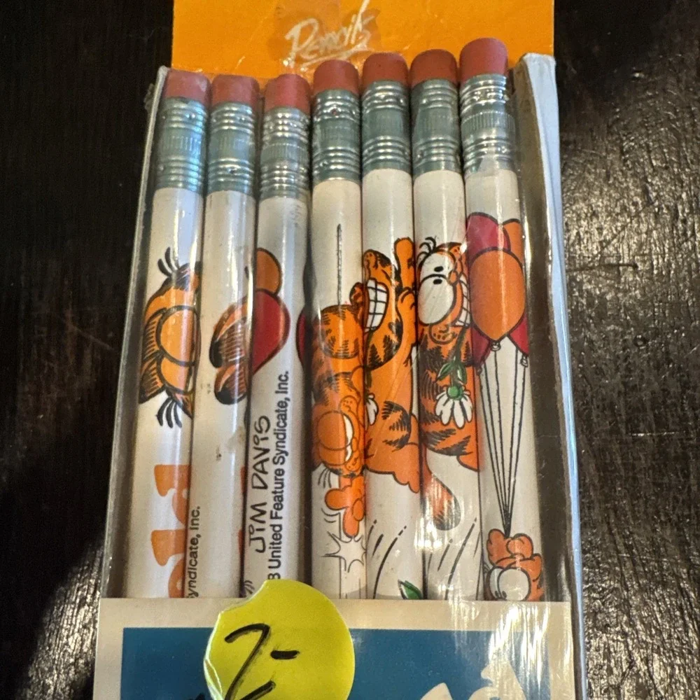 Vintage Garfield Pencils Empire Pencil Corp. 1978 seal broken